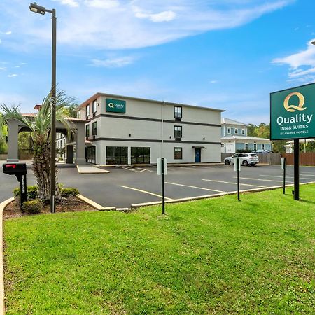 Quality Inn & Suites Μπιλόξι Εξωτερικό φωτογραφία