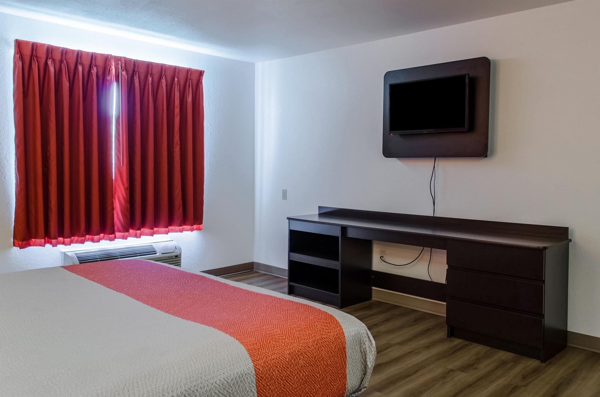 Quality Inn & Suites Μπιλόξι Εξωτερικό φωτογραφία