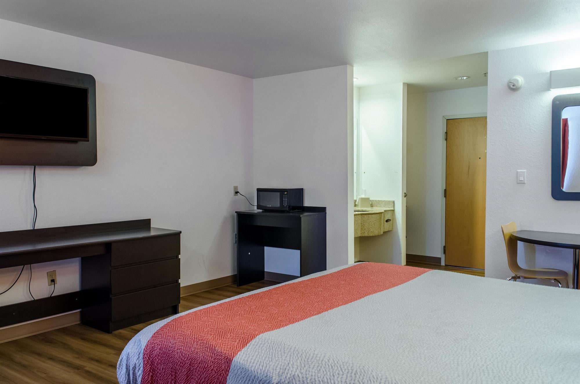 Quality Inn & Suites Μπιλόξι Εξωτερικό φωτογραφία