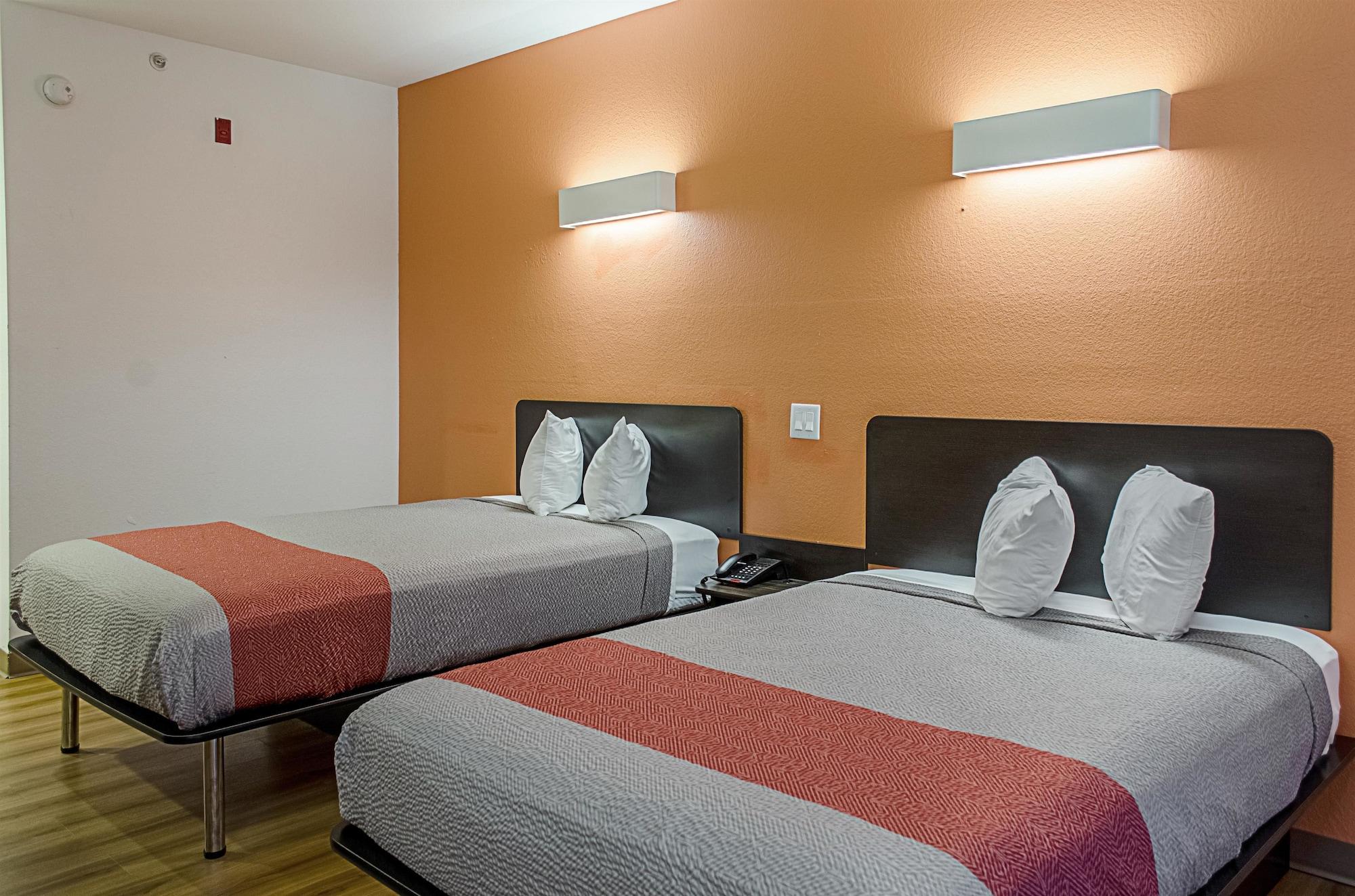 Quality Inn & Suites Μπιλόξι Εξωτερικό φωτογραφία