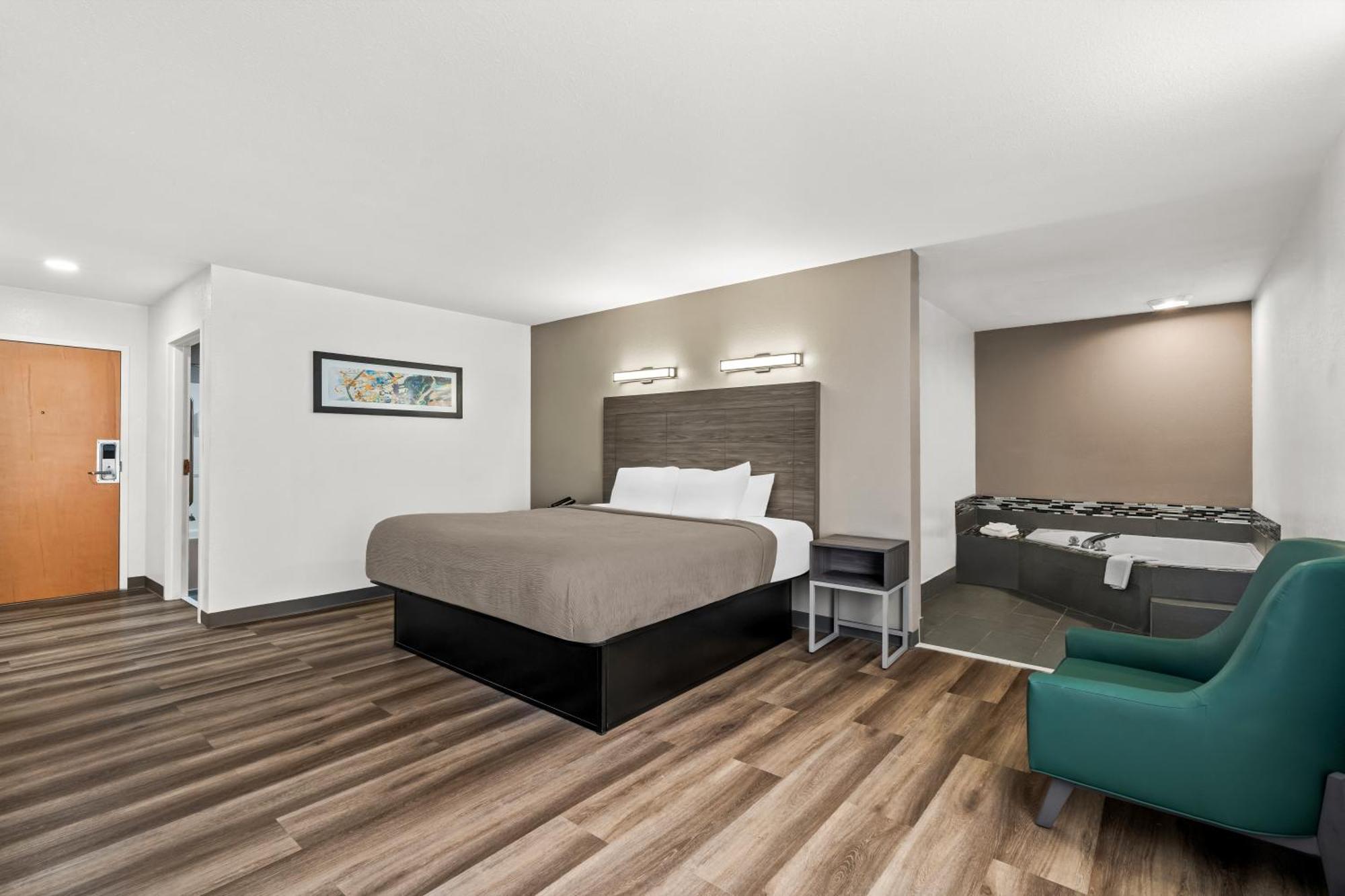 Quality Inn & Suites Μπιλόξι Εξωτερικό φωτογραφία