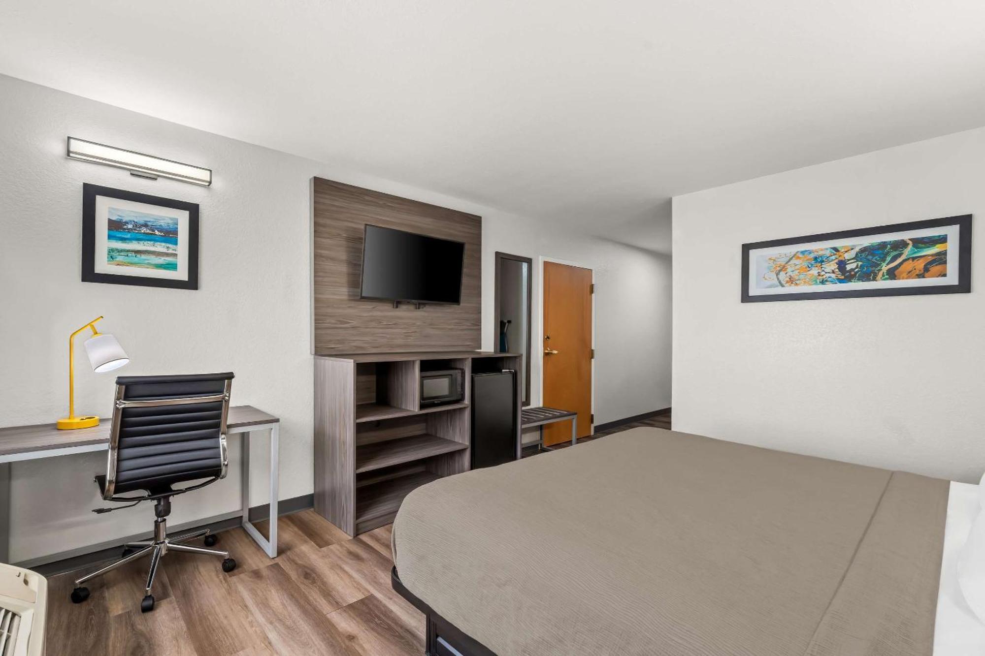 Quality Inn & Suites Μπιλόξι Εξωτερικό φωτογραφία