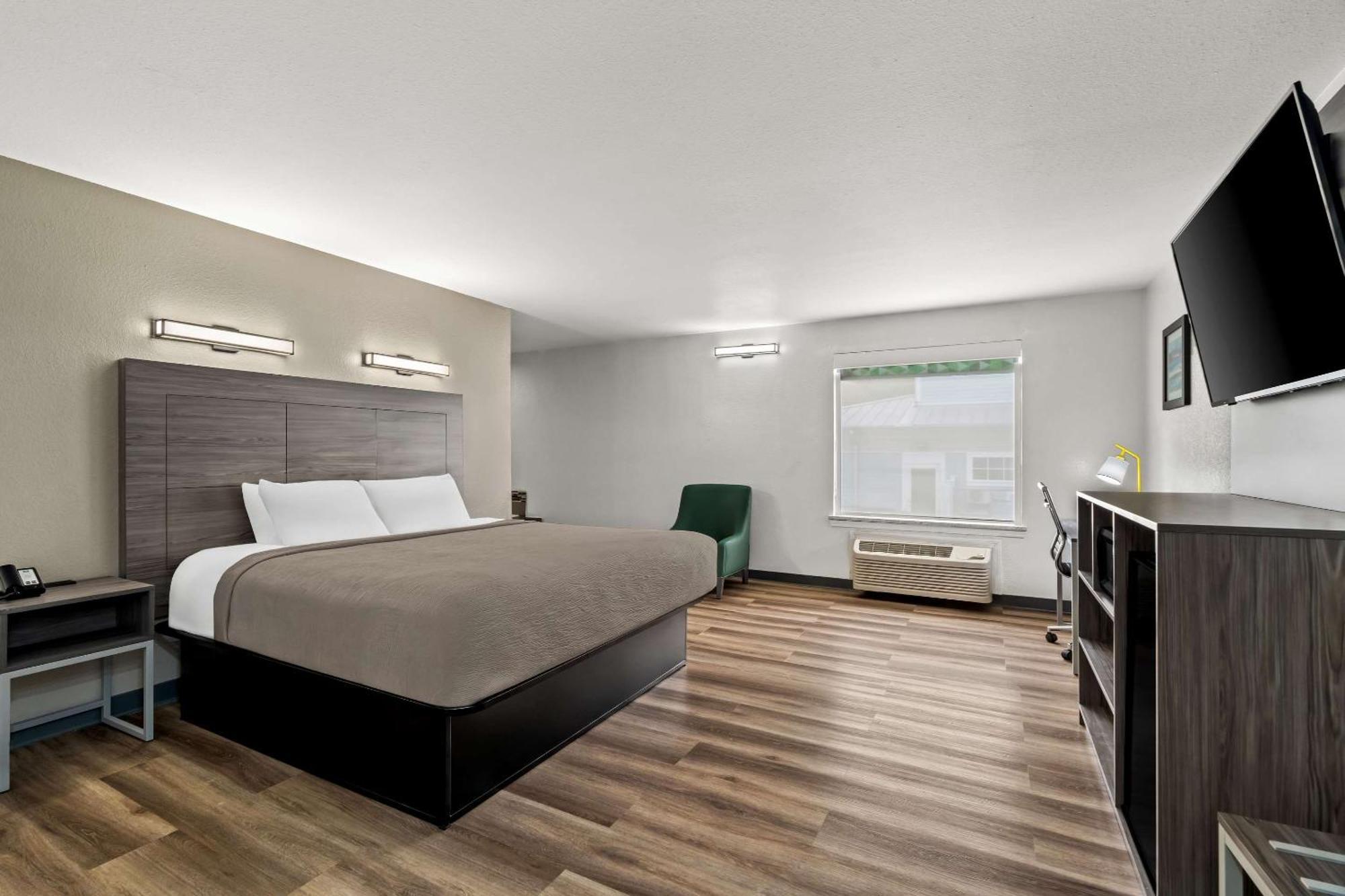 Quality Inn & Suites Μπιλόξι Εξωτερικό φωτογραφία