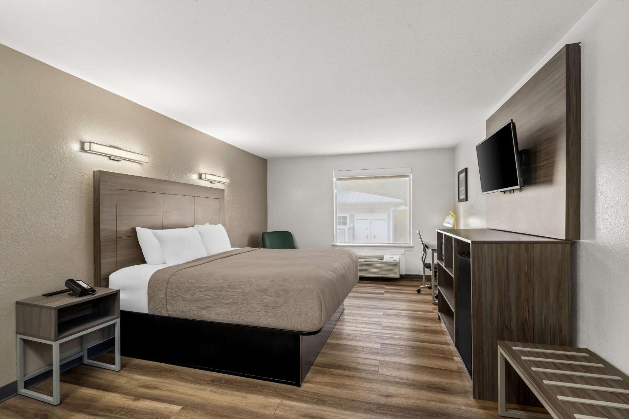 Quality Inn & Suites Μπιλόξι Εξωτερικό φωτογραφία